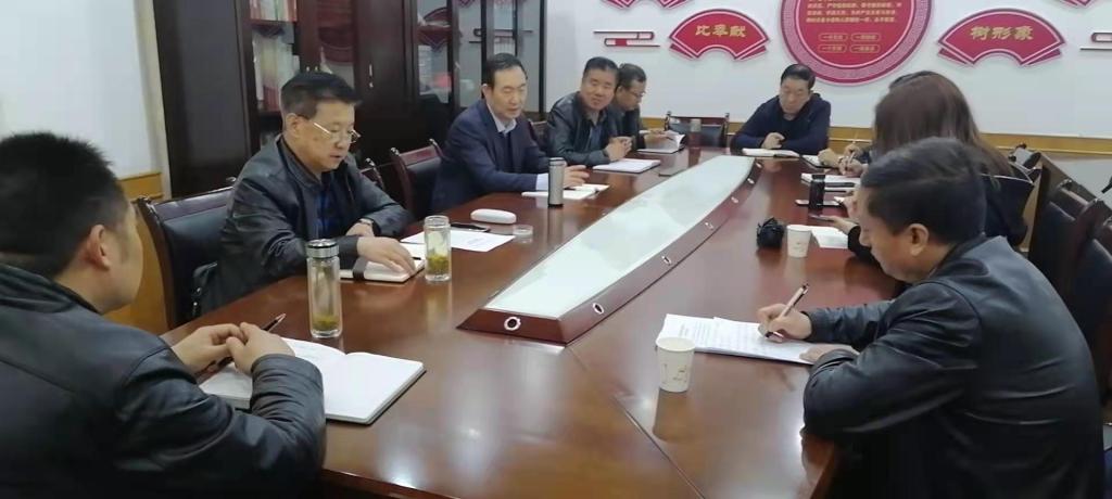 王伟带队就研究生教育整体搬迁雁滩工作开展调研