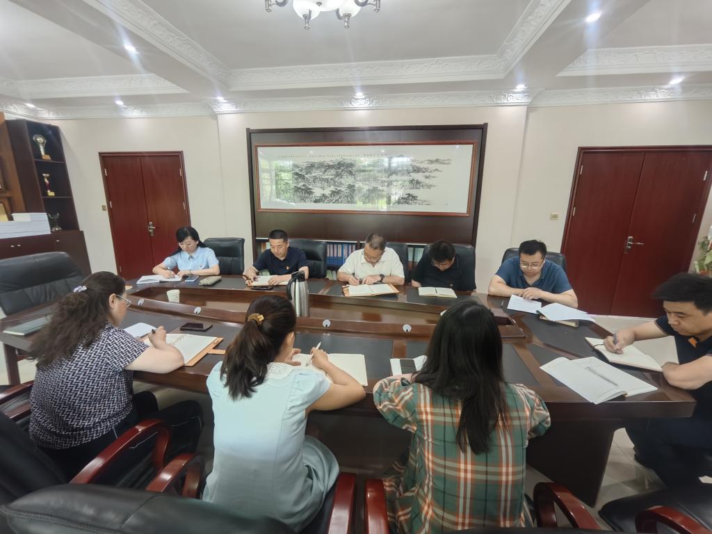 办公室党支部组织开展年轻党员讲党课活动