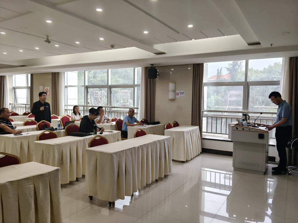 副校（院）长杨文福参加中共党史教研部、党的建设和领导科学教研部联合举办的基本培训教学专题集体备课活动