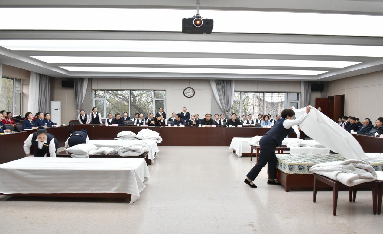 b11eab45729b3357f3bf6486db1bd13