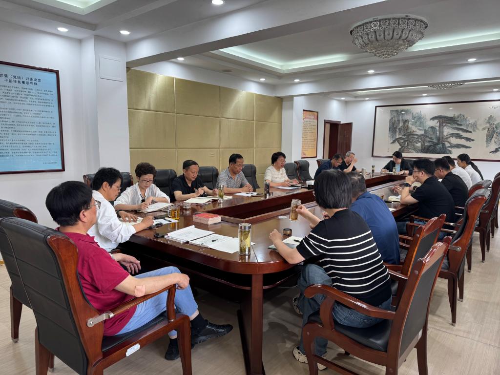 研究生部党支部开展5月政治理论学习暨“微党课”讲授活动