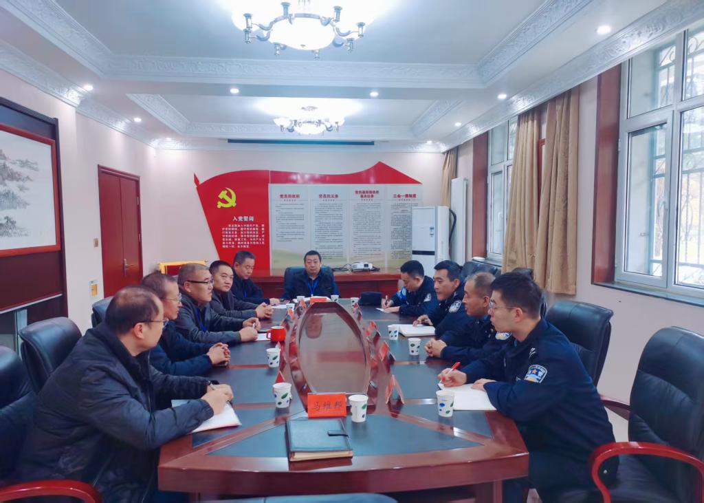 保卫处召开警校共建安全工作座谈会