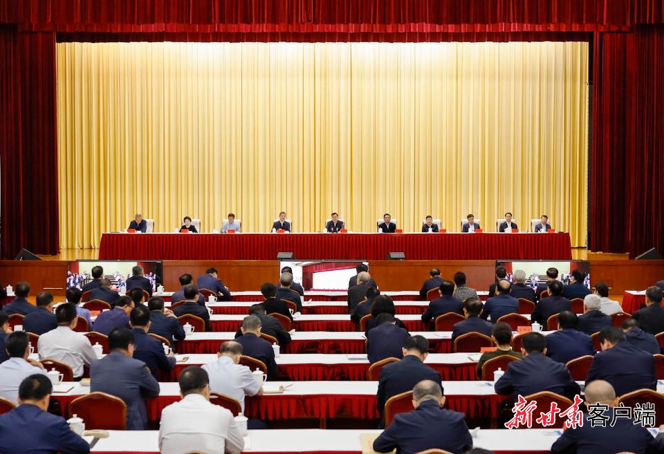 胡昌升在省委警示教育会上强调：坚持真管真严敢管敢严长管长严 锲而不舍落实中央八项规定精神 任振鹤庄国泰石谋军出席