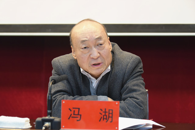 开班式由省委组织部干部一处处长杜健堂主持.