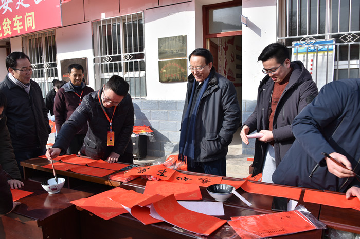 常务副校（院）长刘进军带队赴安定区帮扶点开展帮扶慰问和调研工作