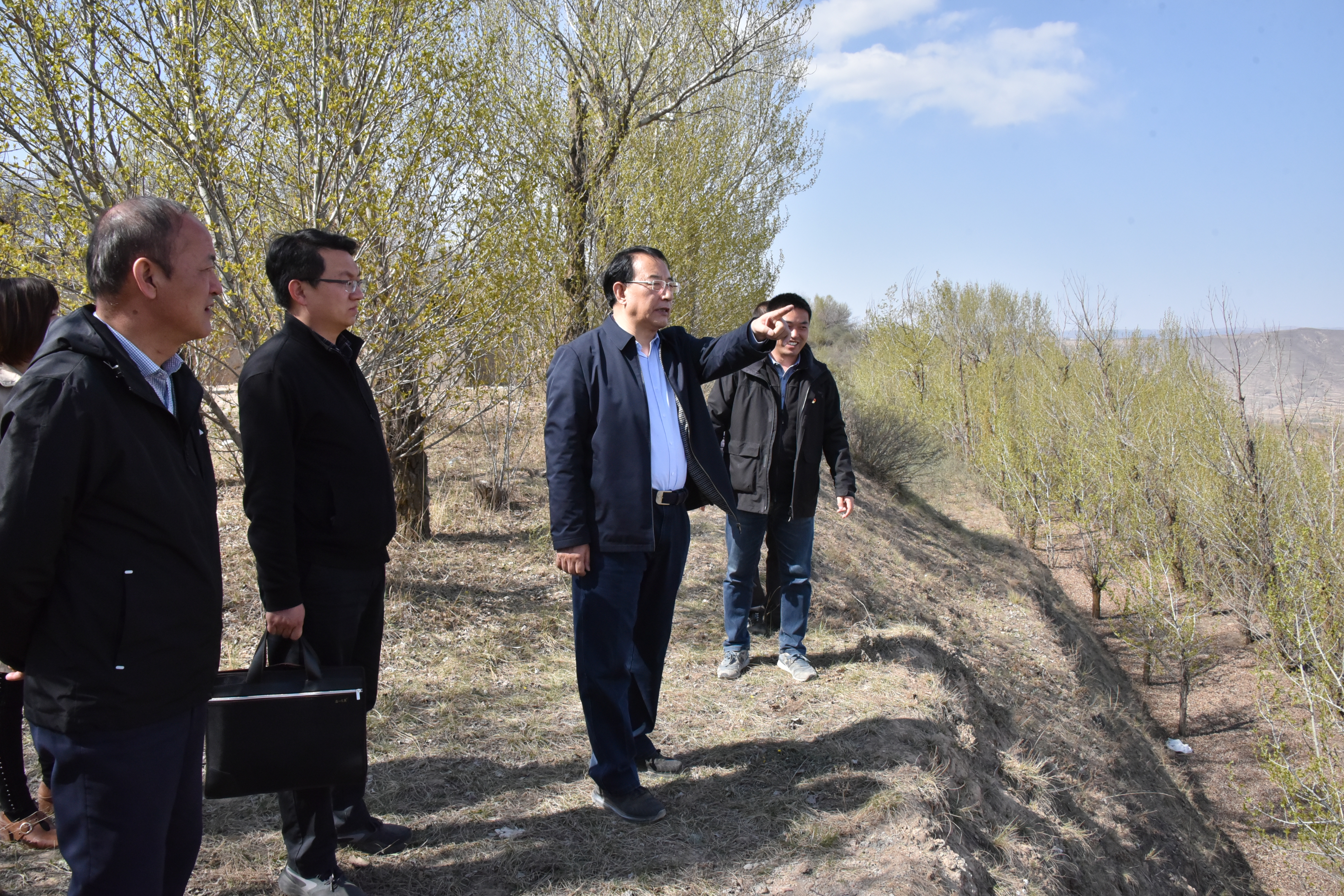 坚守初心勇担使命 排查清零狠抓落实 ——常务副校（院）长刘进军带队赴安定区开展帮扶调研大走访活动侧记